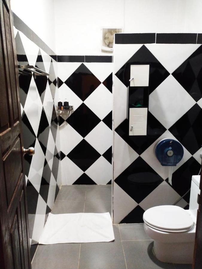 Muang Ngoi Pdv Guesthouse מראה חיצוני תמונה